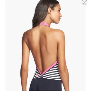 Roxy B/W Striped Halter Hybrid Swimsuit Wetsuit Malliot w Pink Trim. Size 8